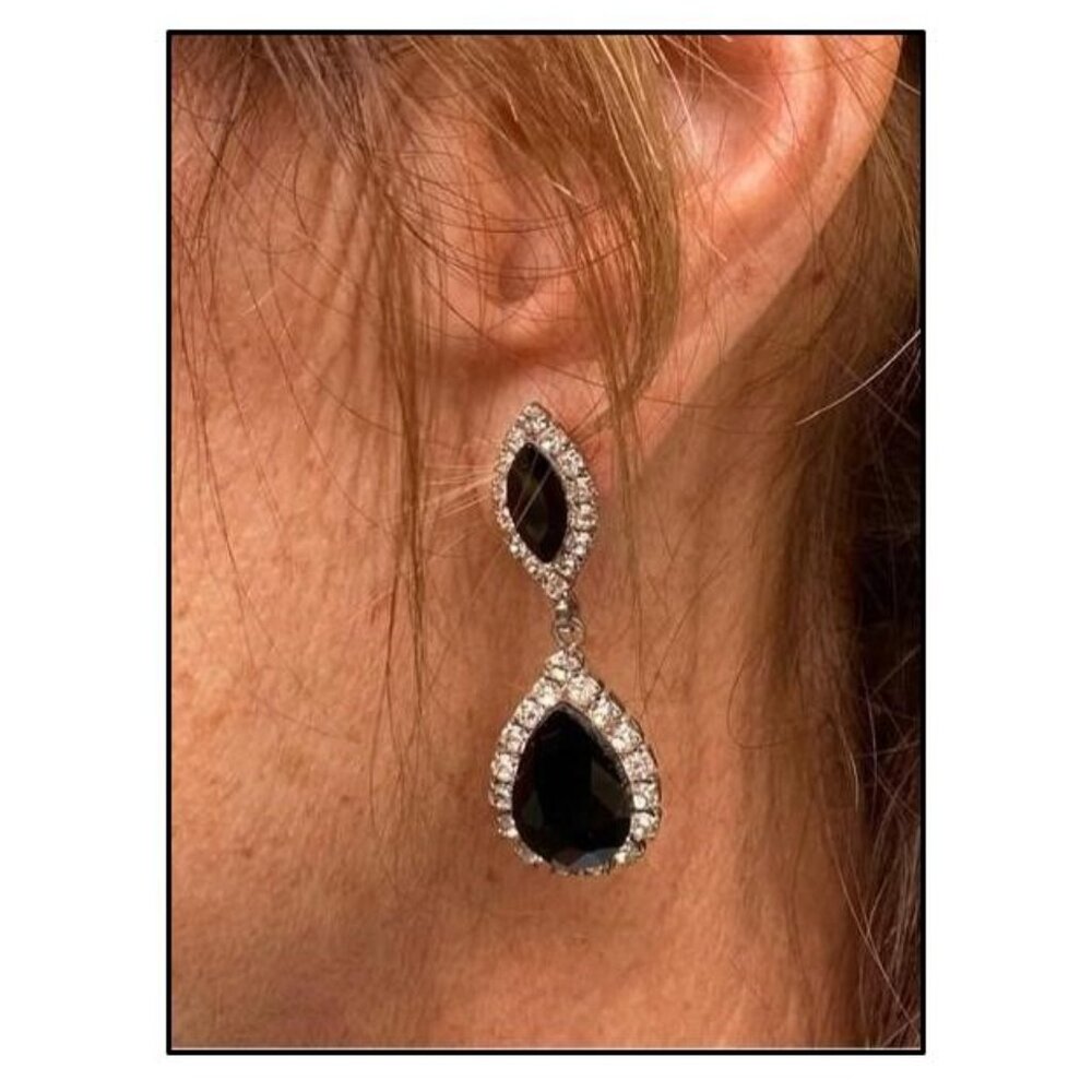 Silver-Toned Rhinestone Dangle Earrings • Dangle •Black Center Stones